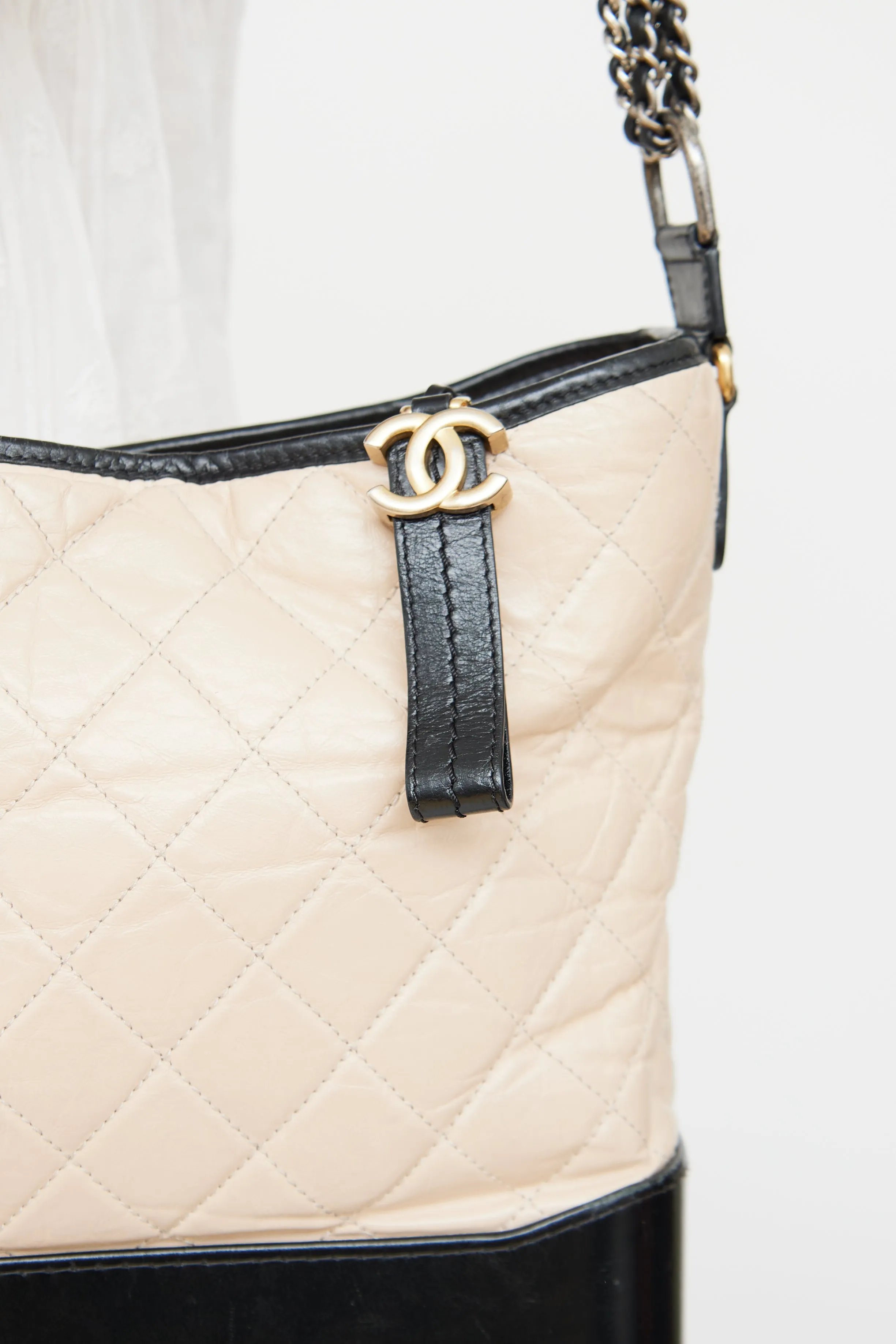 2017 Beige & Black Aged Leather Large Gabrielle Bag
