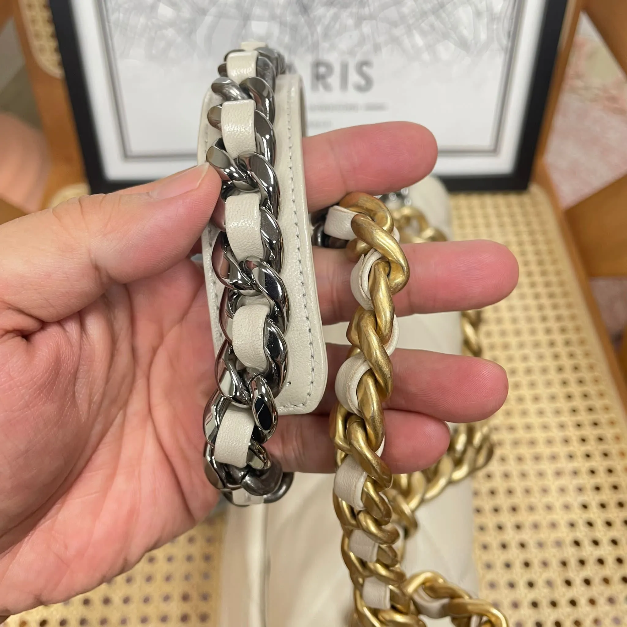 Chanel 19 Large Lambskin Light Beige GHW