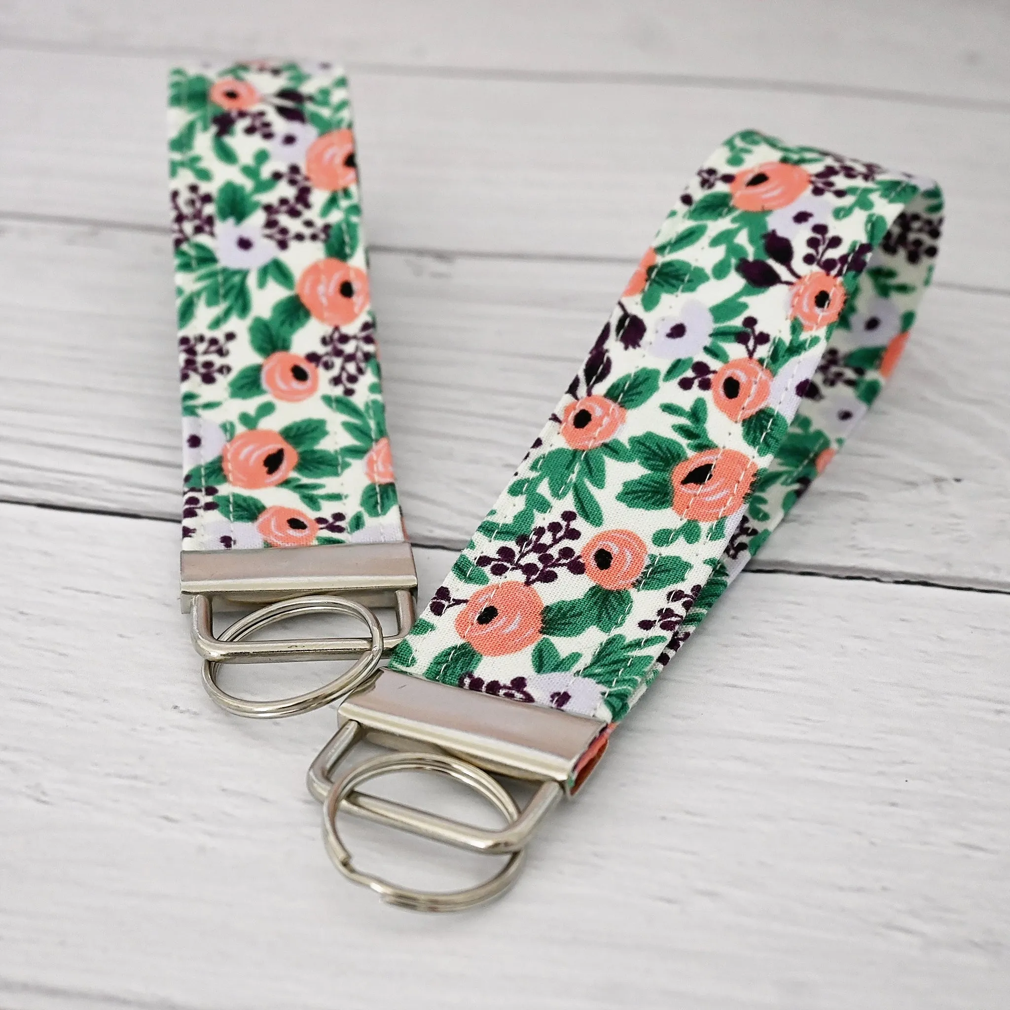 Rosa Keychain Wristlet