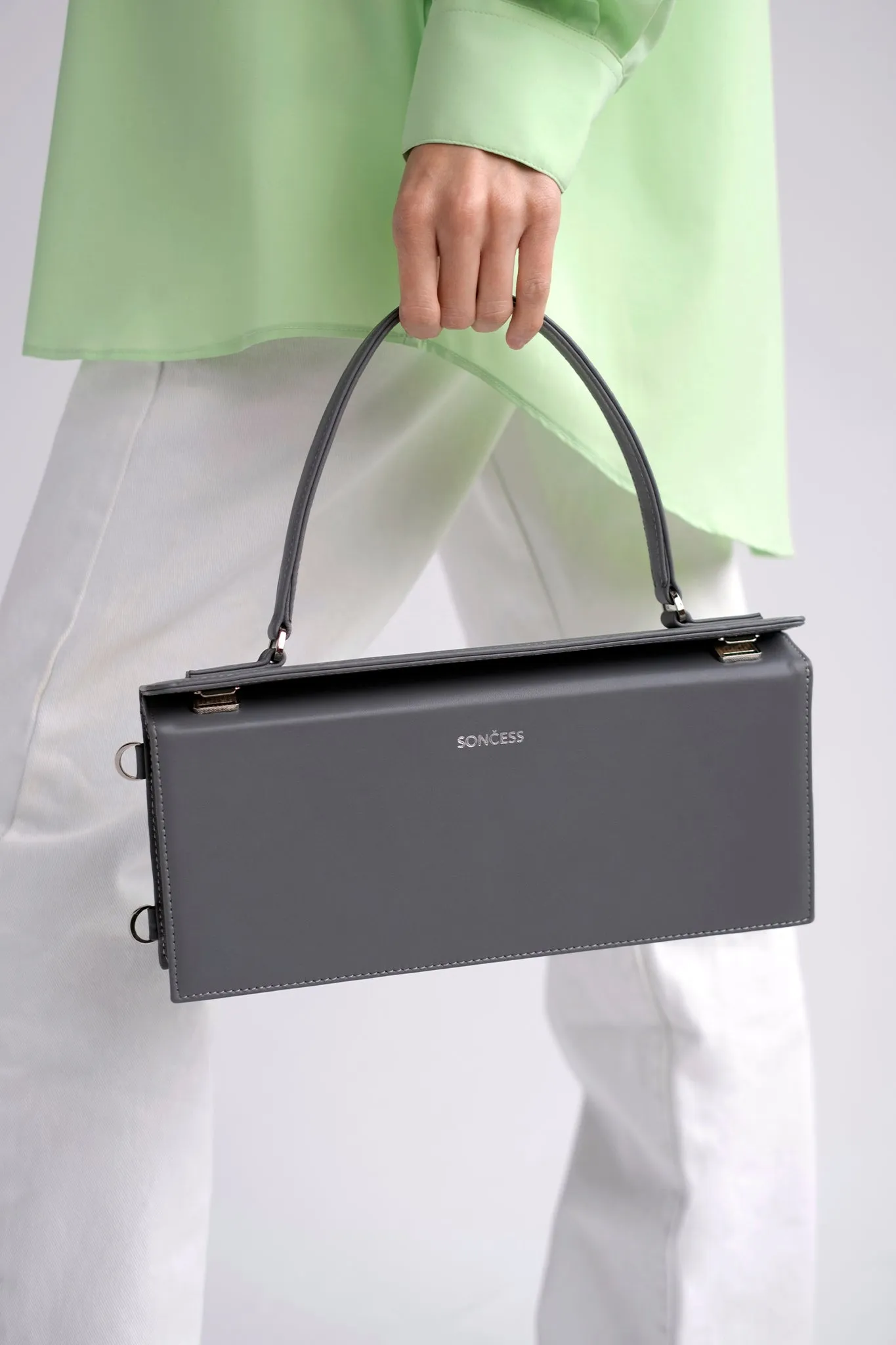 Structured rectangle shoulder bag in gray